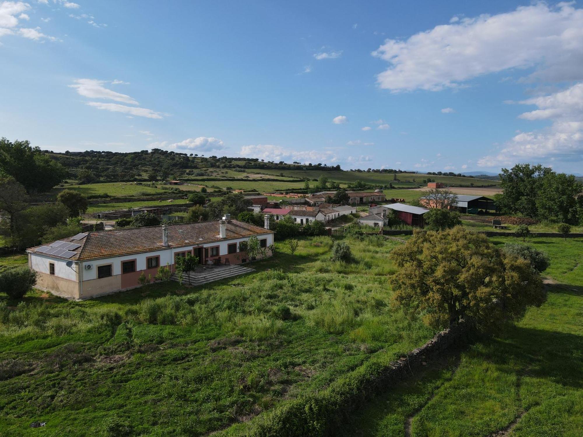 Montehermoso Casa Rural Finca San Bernardo 3 Estrellas מראה חיצוני תמונה